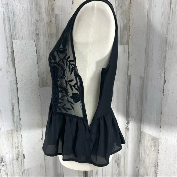 Forever 21 Black Sheer Mesh Embroidered Peplum Ruffle Sleeveless Blouse Top M - Picture 6 of 9